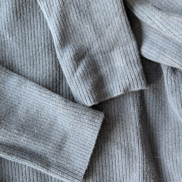 Good American Deep Blue Ribbed Top - Picture 7 of 8